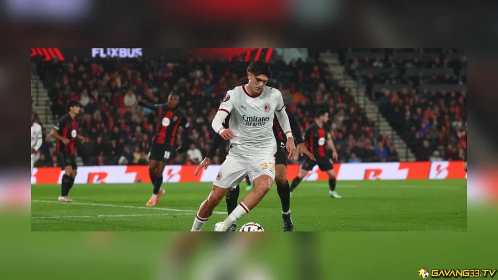 Cầu thủ AC Milan trong ảnh tư liệu trước trận