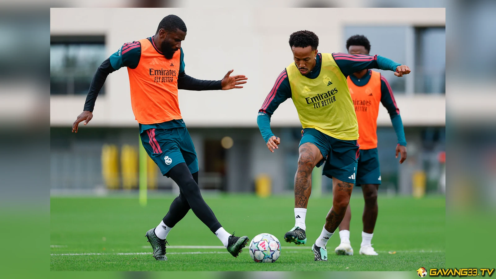 Mbappé và đồng đội trong buổi tập Real Madrid
